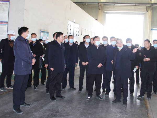 武威市委常委、涼州區(qū)委書記鞠毅一行調研新能源公司生產經營工作