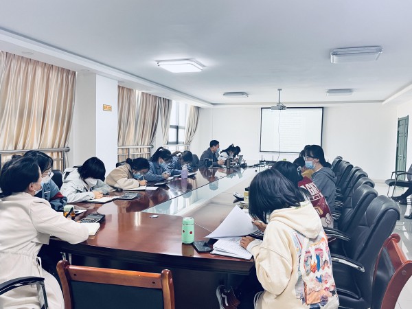 甘肅建投新能源公司 組織開展財(cái)務(wù)人員專業(yè)知識(shí)培訓(xùn) 甘肅建投新能源公司 組織開展財(cái)務(wù)人員專業(yè)知識(shí)培訓(xùn)