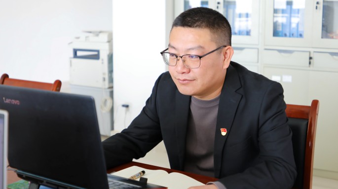 【榜樣力量】堅守崗位，鑄就不凡業(yè)績 ——記甘肅建投2024年度優(yōu)秀員工張久明